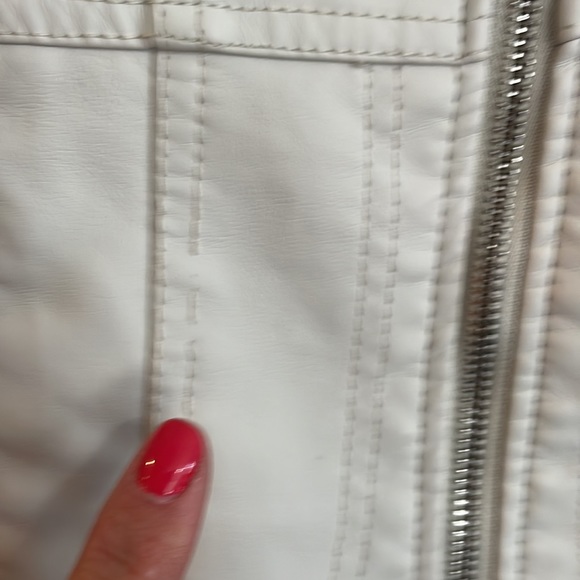 Girls fAux leather jacket, super cute, by JouJou. Size XL (18). Bundle & Save! - Picture 4 of 7